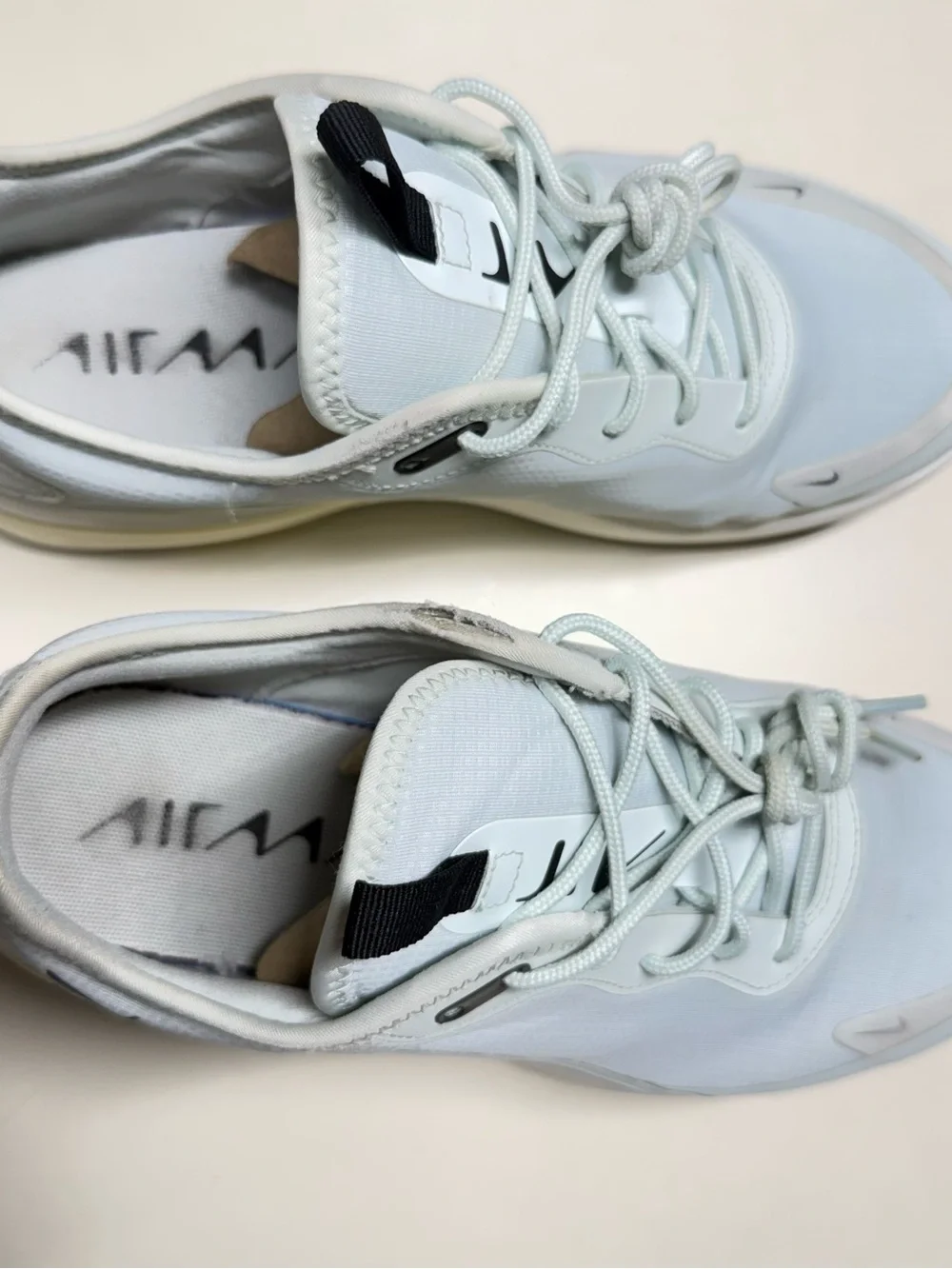 Nike Air Max Dia Summit Women's Shoes Sneakers Athletic White Metallic Luster